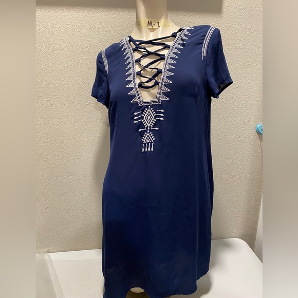 Dresses & Skirts - Womens casual dress size small